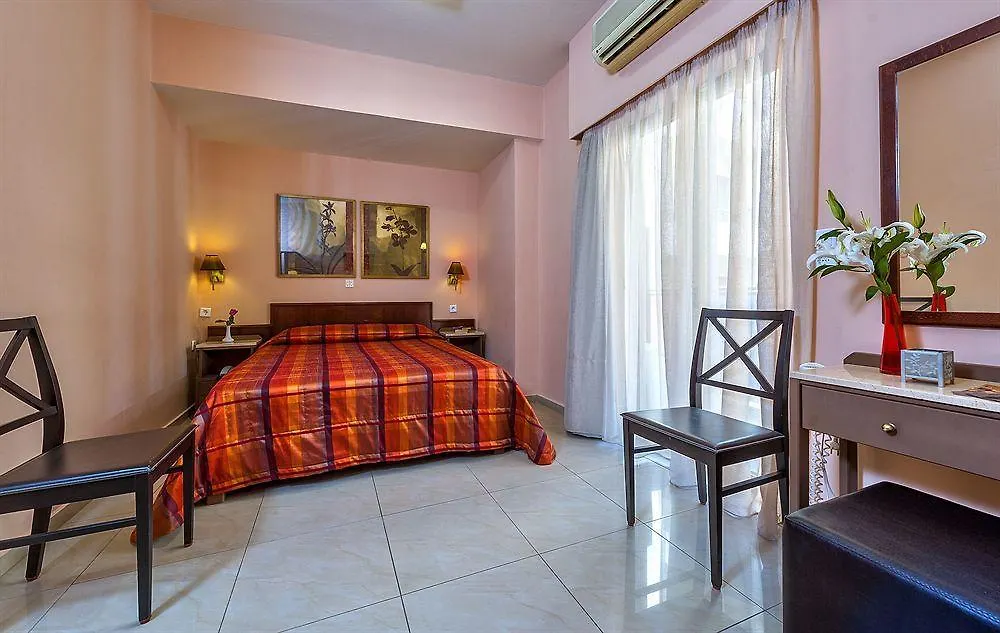 Leonidas Hotel & Apartments Rethymno  3*, Rethymno (Crete) Greece