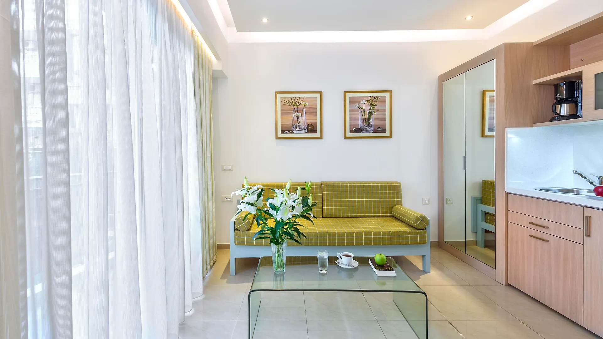 *** Aparthotel Leonidas Hotel & Apartments Rethymno  Greece