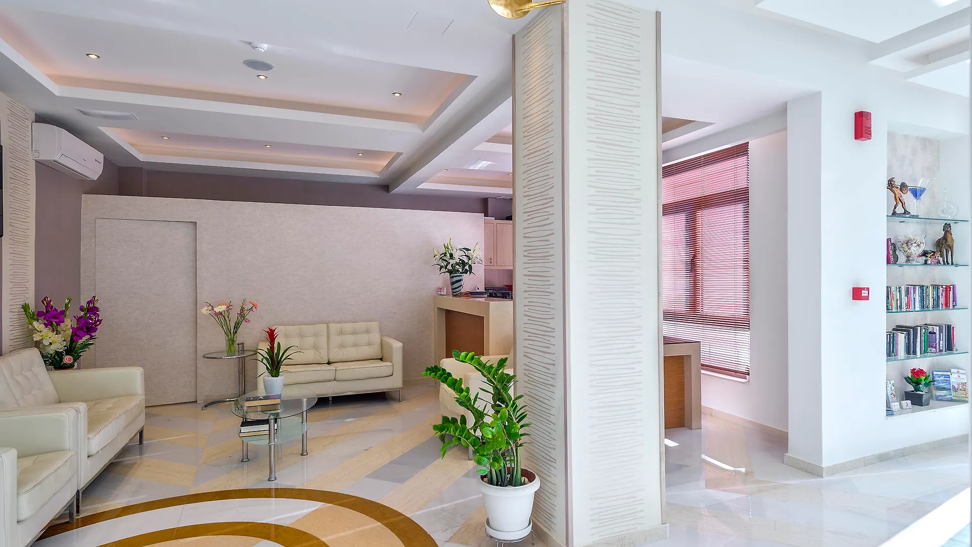 Leonidas Hotel & Apartments Rethymno  3*, Rethymno (Crete) Greece