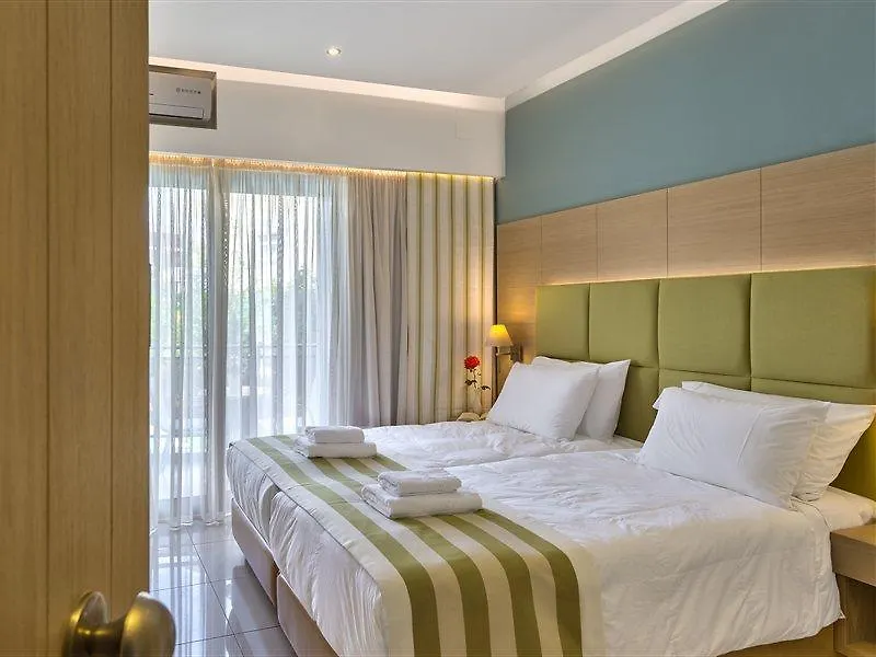 Leonidas Hotel & Apartments Rethymno  Aparthotel