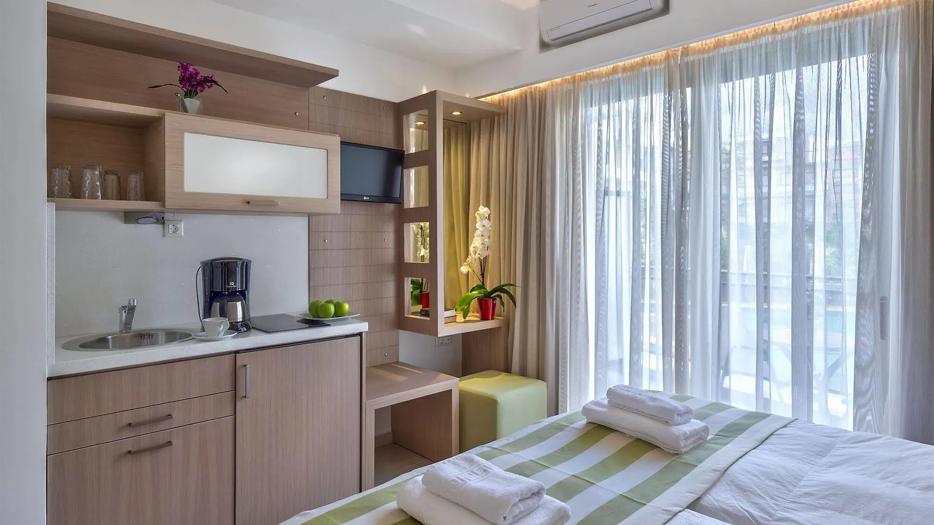 Aparthotel Leonidas Hotel & Apartments Rethymno