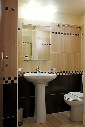 Leonidas Hotel & Apartments Rethymno  3*, Rethymno (Crete) Greece