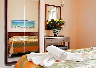Leonidas Hotel & Apartments Rethymno  3*, Rethymno (Crete)