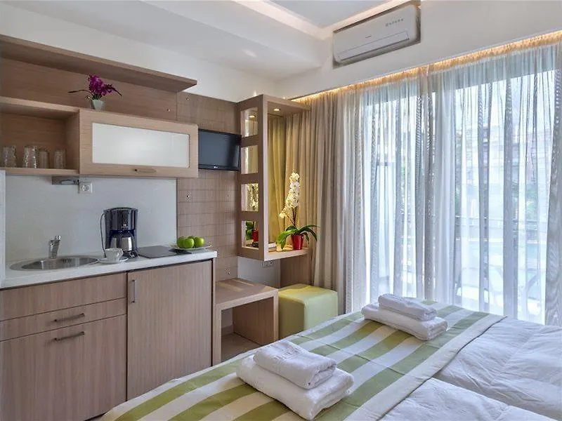 Leonidas Hotel & Apartments Rethymno  3*, Rethymno (Crete) Greece